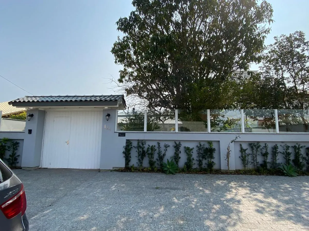 Casa De Praia Em Floripa - Conforto E Aconchego A 400M Da Praia Florianópolis 0*,  Brasilien
