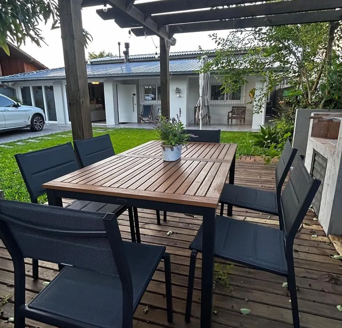 Casa De Praia Em Floripa - Conforto E Aconchego A 400M Da Praia Florianópolis Brazília